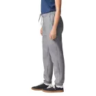 Logózott felnőtt melegítőnadrág Gildan SOFTSTYLE